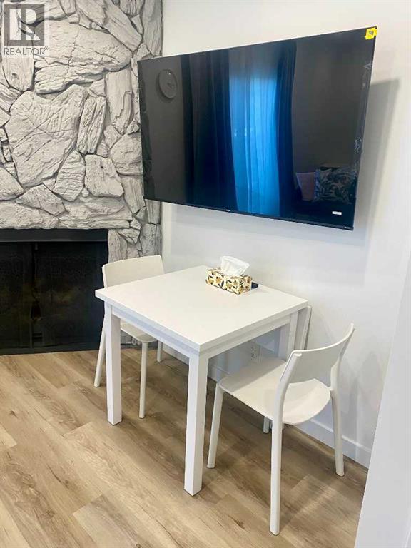 Duplex for Sale in 2820 16 Avenue SE|Calgary, Alberta T2A0M6 4