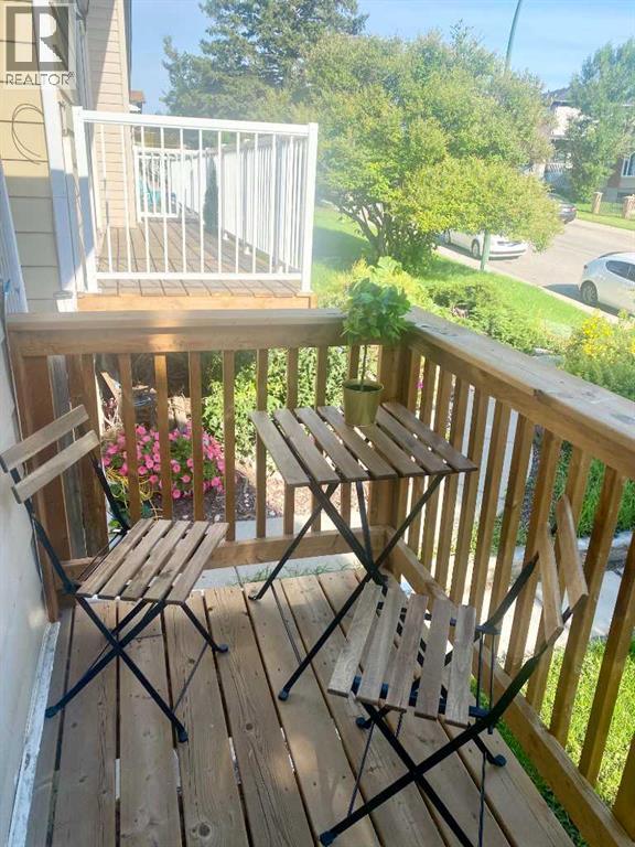 Duplex for Sale in 2820 16 Avenue SE|Calgary, Alberta T2A0M6 5