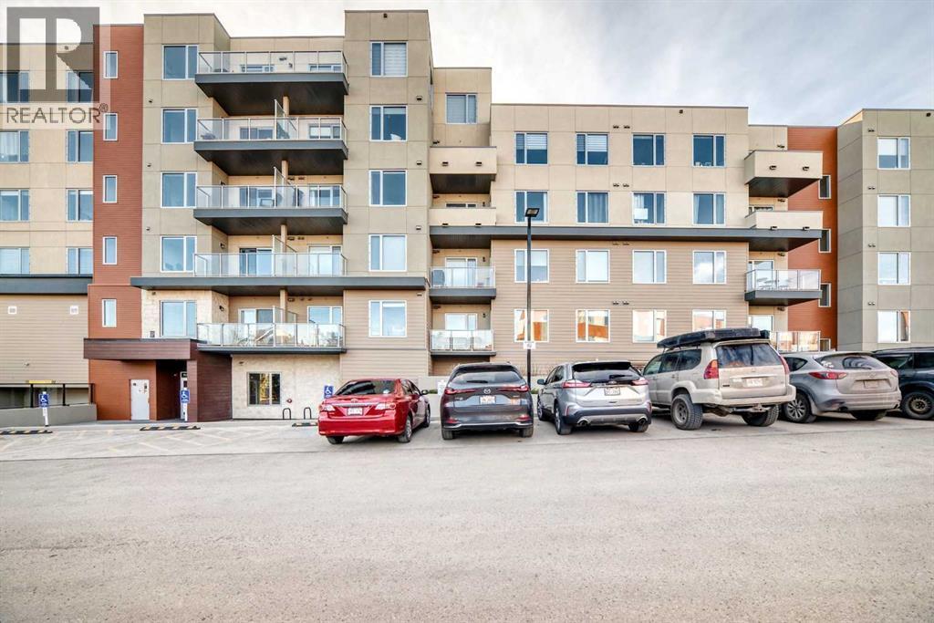Apartment for Sale in 108, 71 Shawnee Common SW|Calgary, Alberta T2Y0R2 2