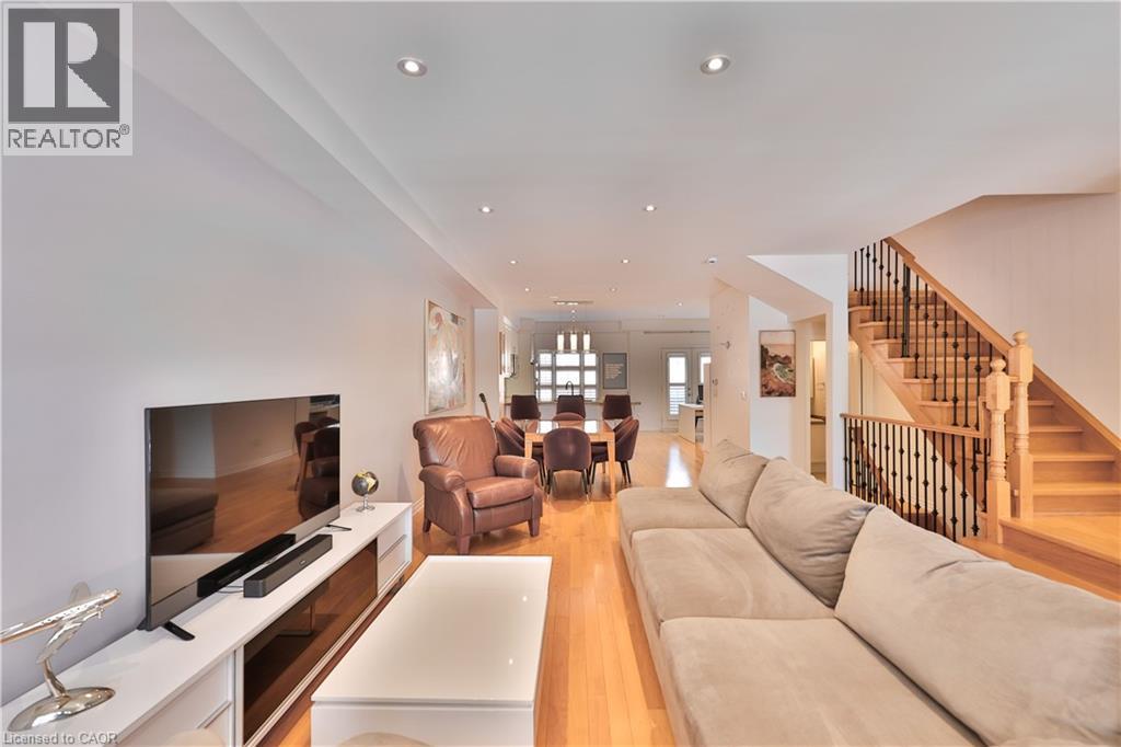 Row / Townhouse for Sale in 2460 PRINCE MICHAEL Drive Unit# 15|Oakville, Ontario L6H0G8 5