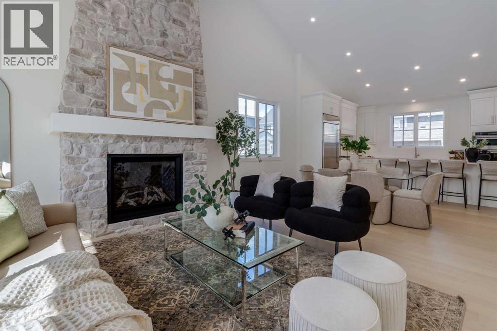 House for Sale in 90 Treeline Gardens SW|Calgary, Alberta T2Y0W6 4