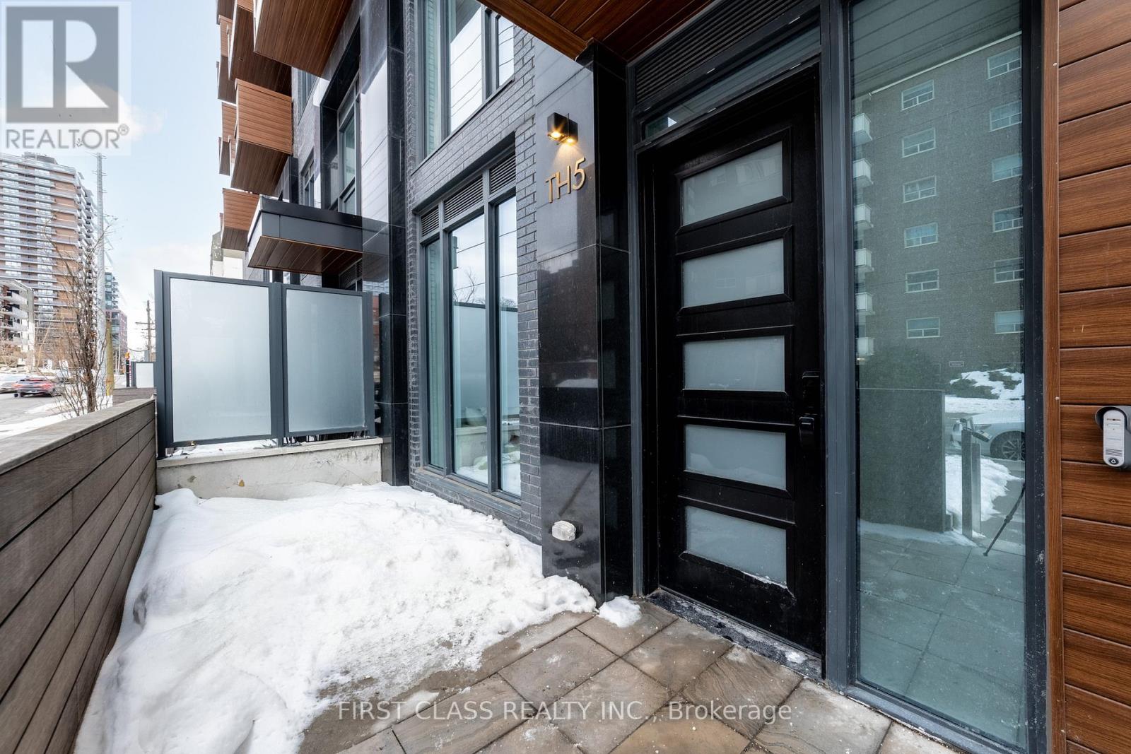 Row / Townhouse for Sale in TH05 - 21 PARK STREET E|Mississauga (Port Credit), Ontario L5G0C2 4