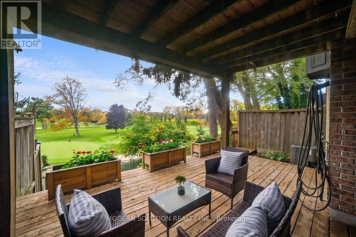 Row / Townhouse for Sale in 1464 CREDIT WOODLANDS COURT|Mississauga (Erindale), Ontario L5C3J5 4