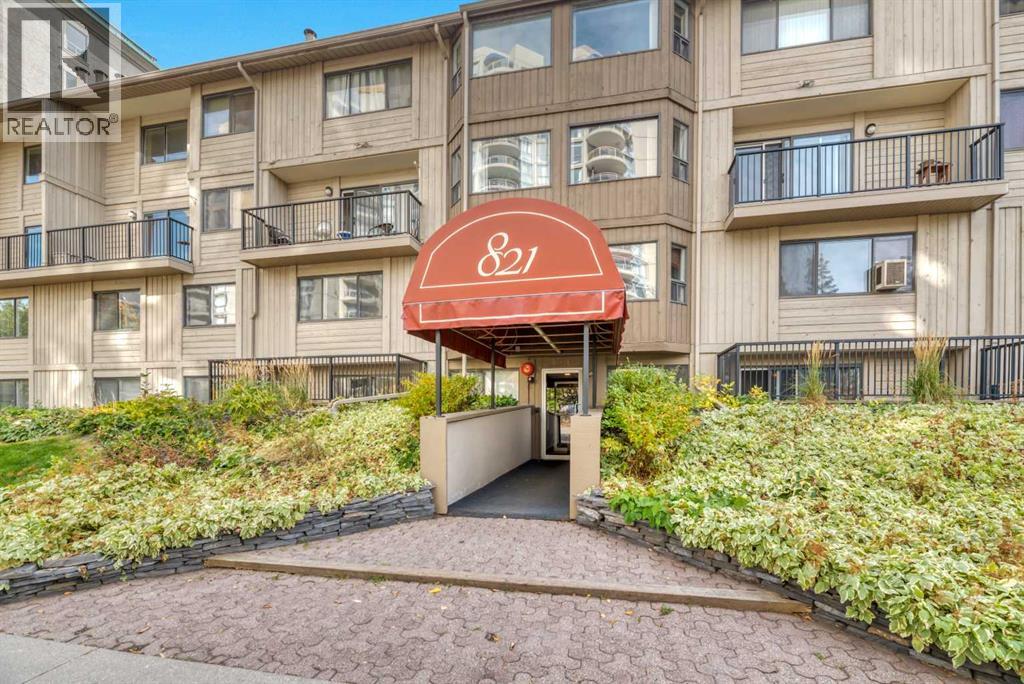 Apartment for Sale in 11, 821 3 Avenue SW|Calgary, Alberta T2P0H1 2