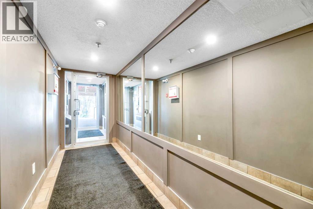 Apartment for Sale in 11, 821 3 Avenue SW|Calgary, Alberta T2P0H1 3