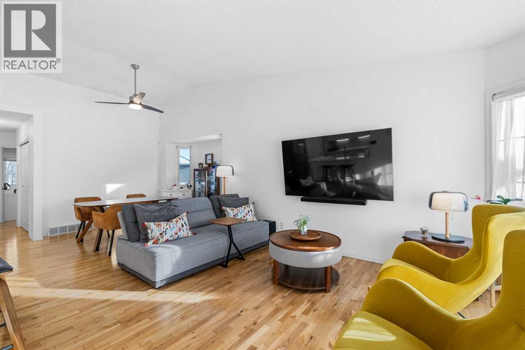 Duplex for Sale in 343 Harvest Lake Green NE|Calgary, Alberta T3K4R1 4