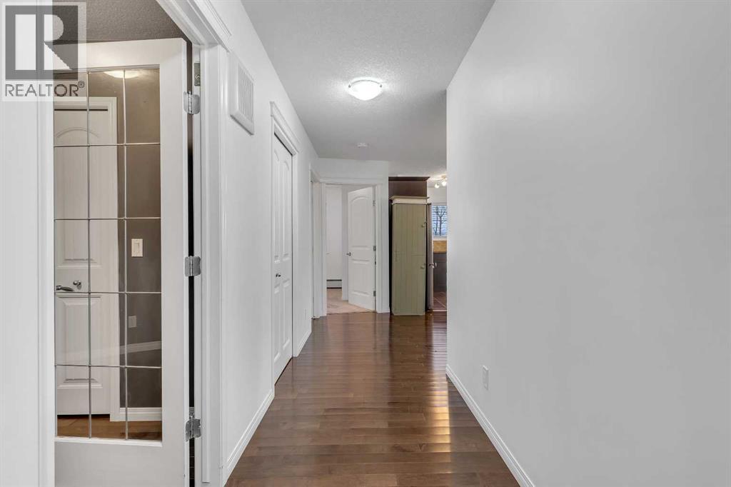 Apartment for Sale in 1202, 175 Panatella Hill NW|Calgary, Alberta T3K0V9 3