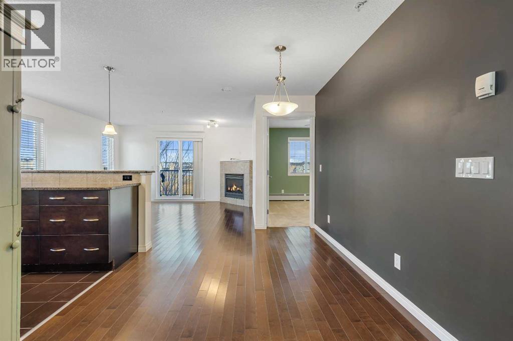 Apartment for Sale in 1202, 175 Panatella Hill NW|Calgary, Alberta T3K0V9 5