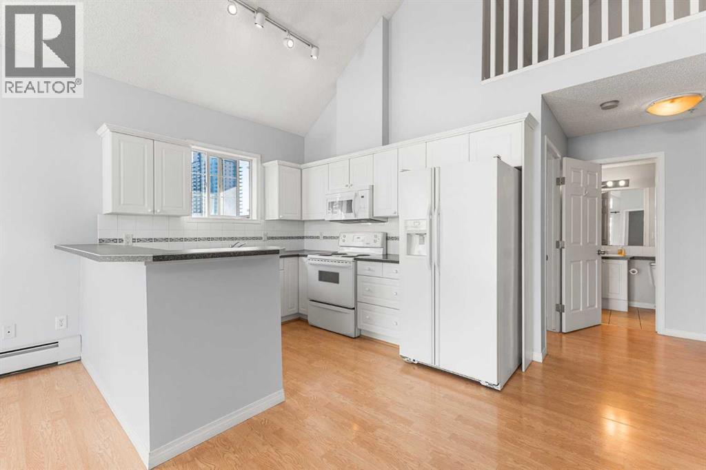 Apartment for Sale in 518, 126 14 Avenue SW|Calgary, Alberta T2R0L9 4