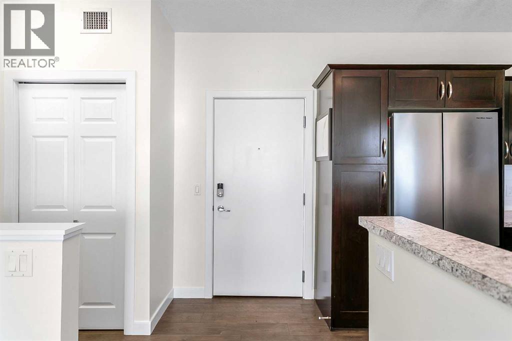 Apartment for Sale in 102, 1414 17 Street SE|Calgary, Alberta T2G5S6 2