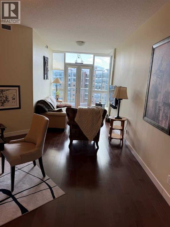 Apartment for Sale in 701, 16 Varsity Estates Circle NW|Calgary, Alberta T3A1W9 2