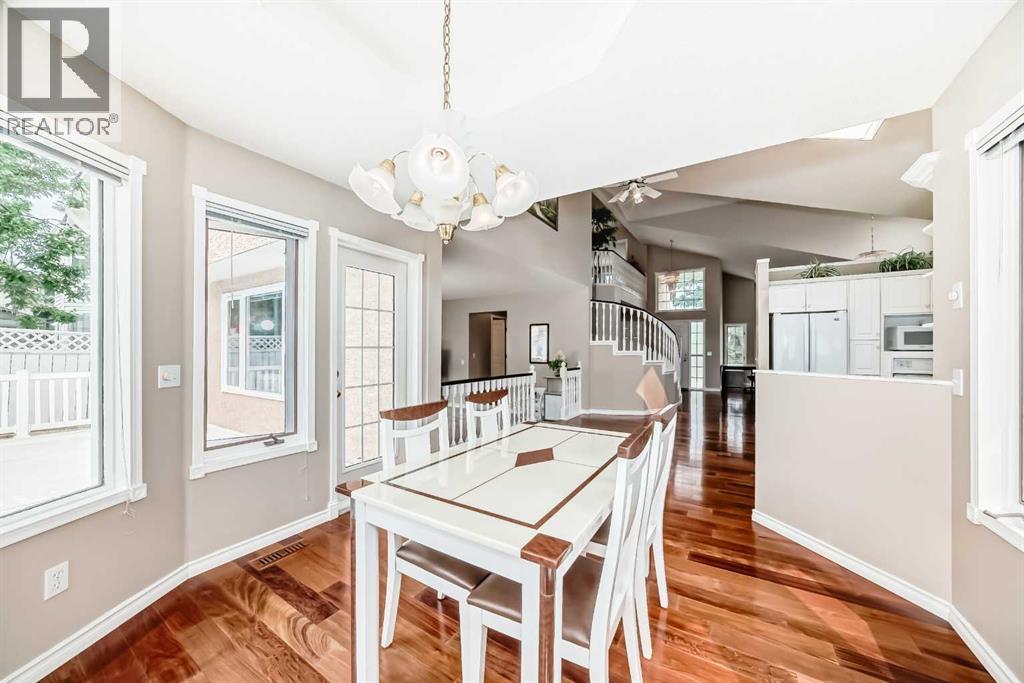 House for Sale in 1405 Shawnee Road SW|Calgary, Alberta T2Y2T1