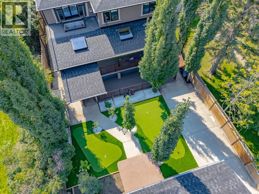 House for Sale in 1840 Westmount Boulevard NW|Calgary, Alberta T2N3G8 4