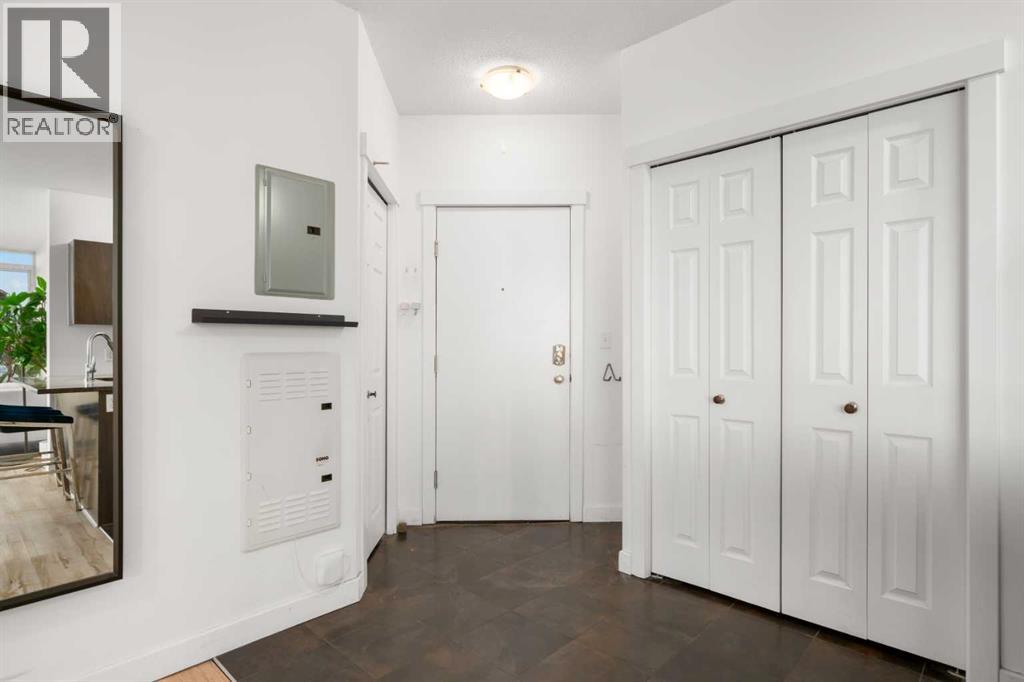 Apartment for Sale in 1502, 325 3 Street SE|Calgary, Alberta T2G0T9 5