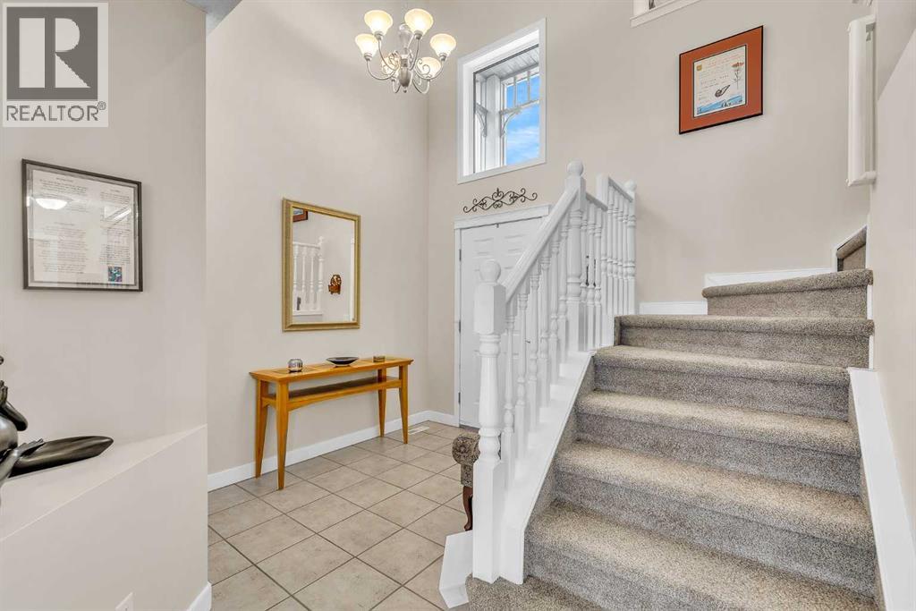 House for Sale in 103 Panamount Crescent NW|Calgary, Alberta T3K5L8 4