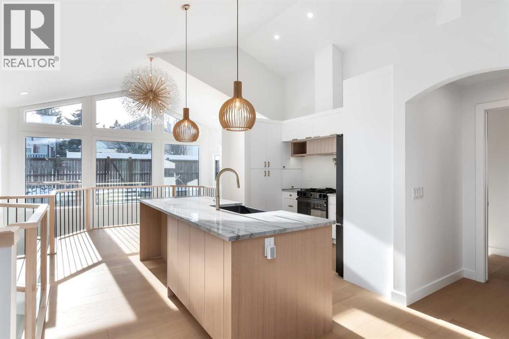 House for Sale in 58 Edgevalley Close NW|Calgary, Alberta T3A5E4 2