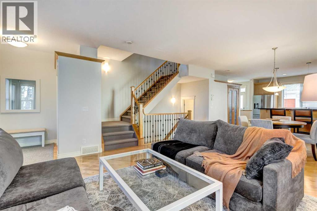 Row / Townhouse for Sale in 236 Somme Avenue SW|Calgary, Alberta T2T5J9 3