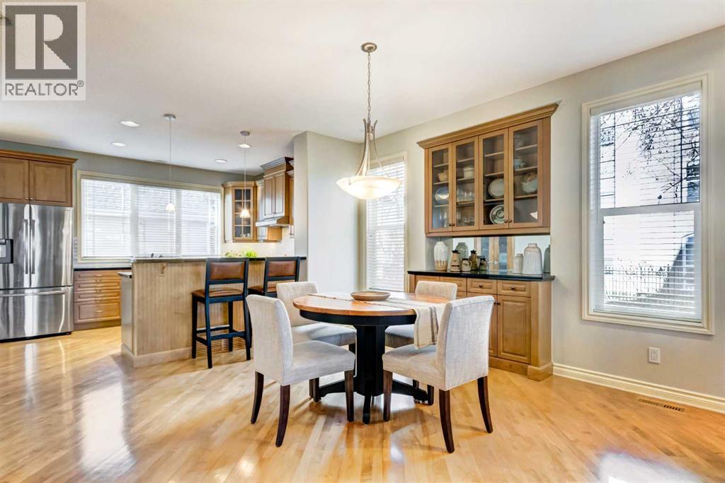 Row / Townhouse for Sale in 236 Somme Avenue SW|Calgary, Alberta T2T5J9 5