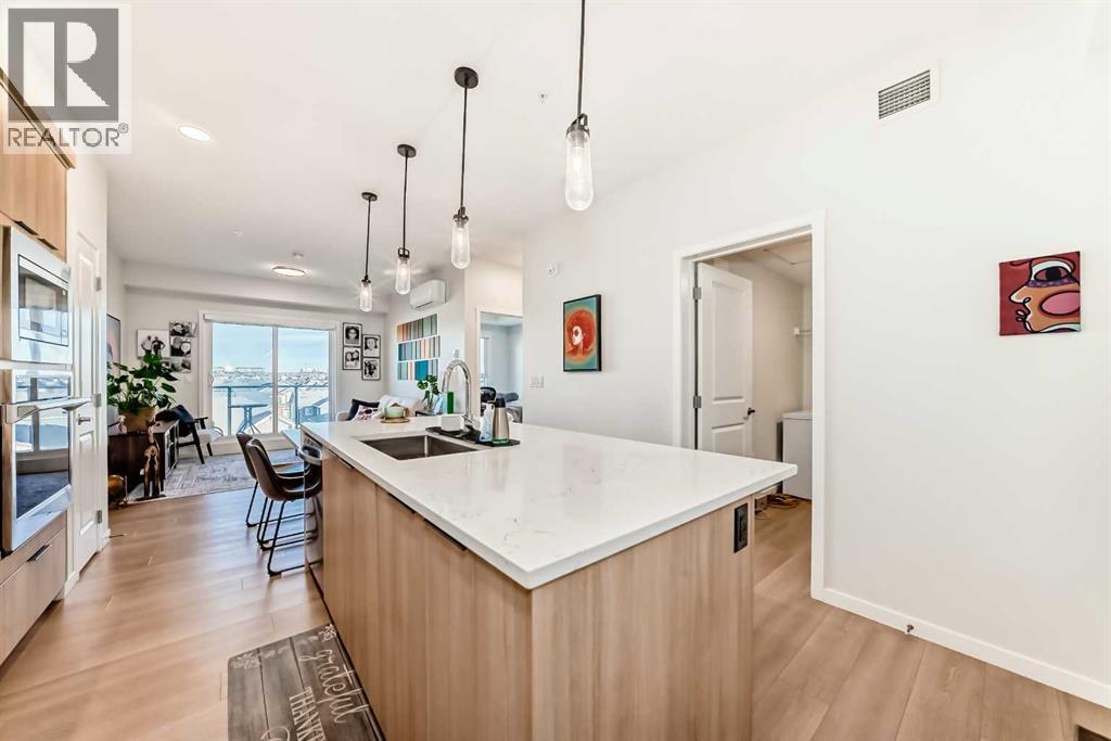 Apartment for Sale in 413, 80 Carrington Plaza NW|Calgary, Alberta T3P1X6 4