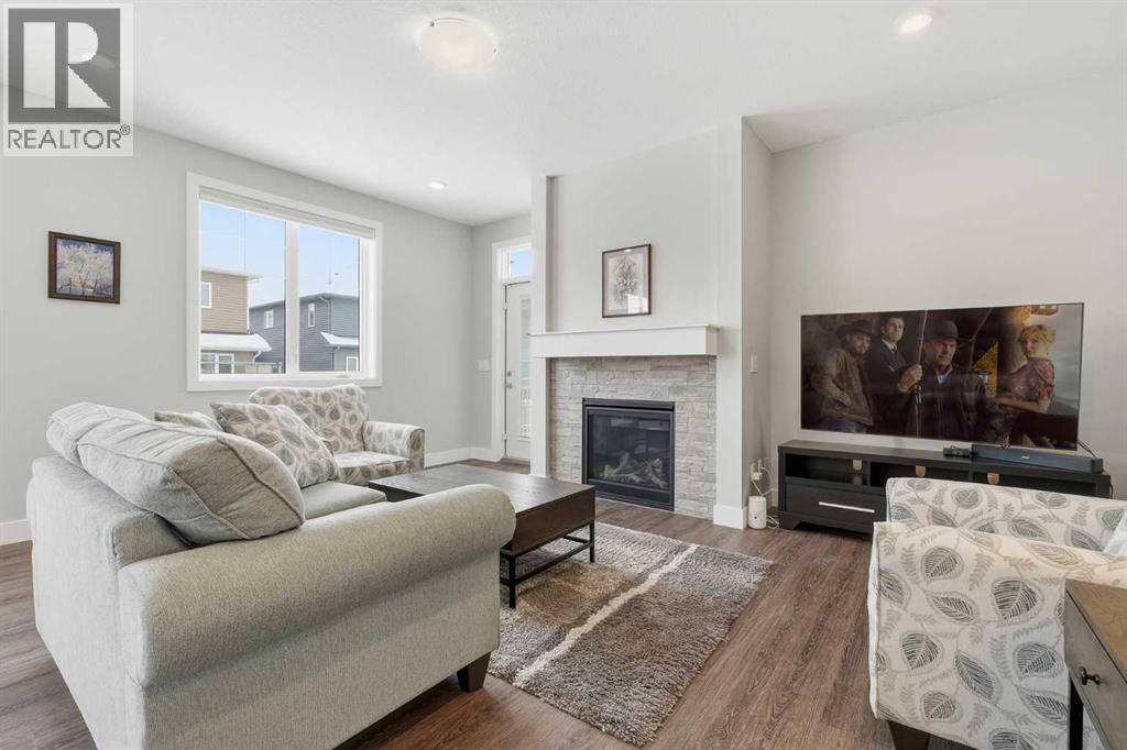 Duplex for Sale in 204, 20 Silverado Crest Park SW|Calgary, Alberta T2X4L3 3