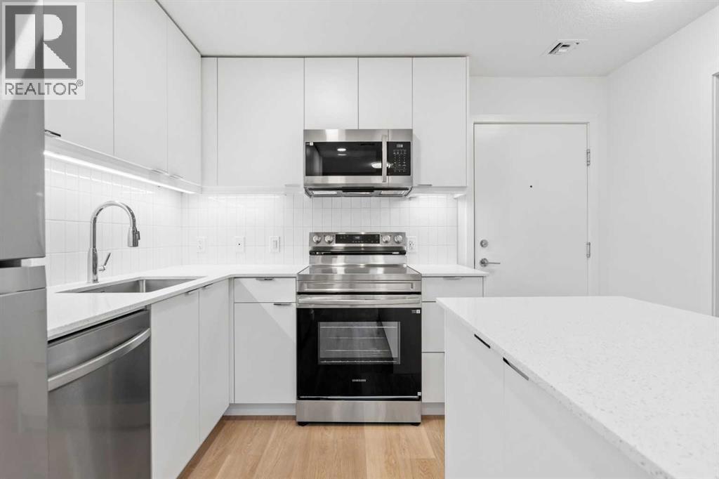 Apartment for Sale in 3204, 8500 19 Avenue SE|Calgary, Alberta T2A0M8 4