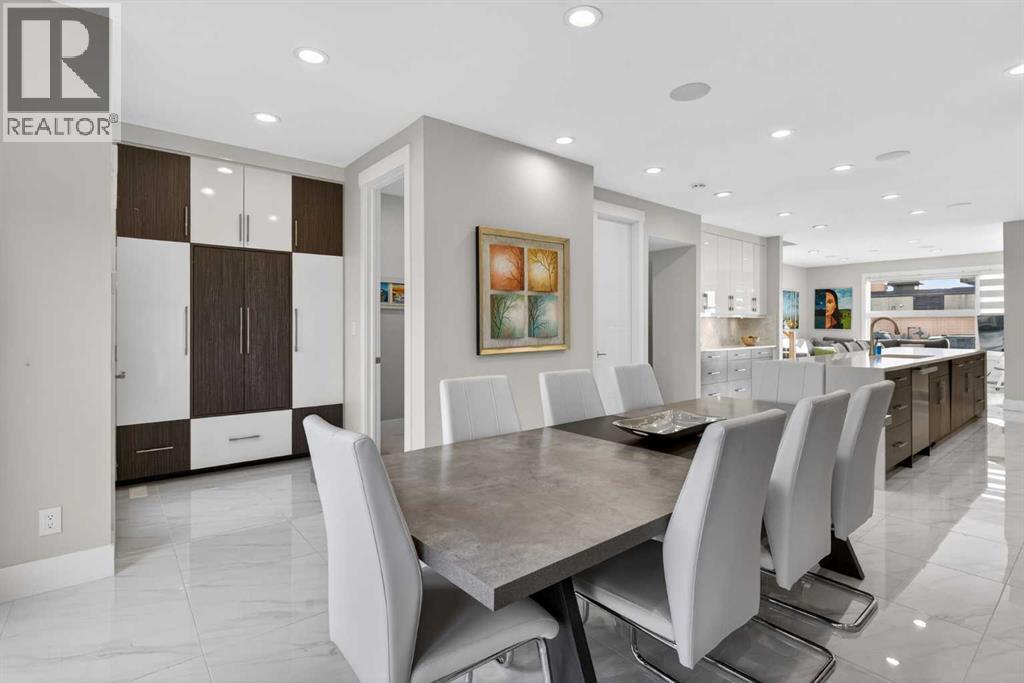 Duplex for Sale in 2238 1 Avenue NW|Calgary, Alberta T2N0B7 3