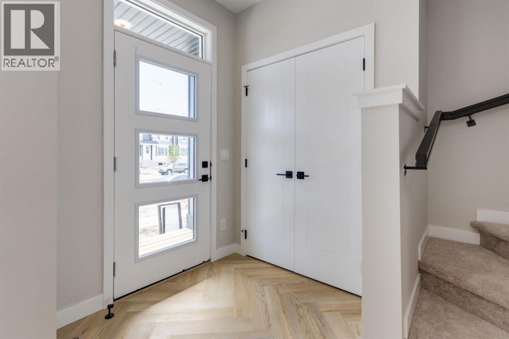 Duplex for Sale in 780 Sora Boulevard SE|Calgary, Alberta T3S0M1 2