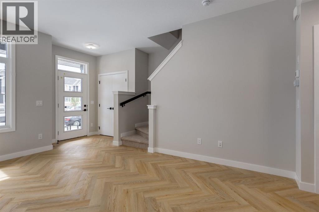 Duplex for Sale in 780 Sora Boulevard SE|Calgary, Alberta T3S0M1 5