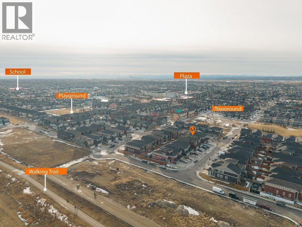 House for Sale in 93 Saddlestone Place NE|Calgary, Alberta T3J0Z6 2