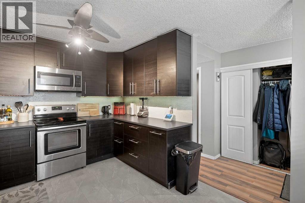 Row / Townhouse for Sale in 28, 6503 Ranchview Drive NW|Calgary, Alberta T3G1P2 4