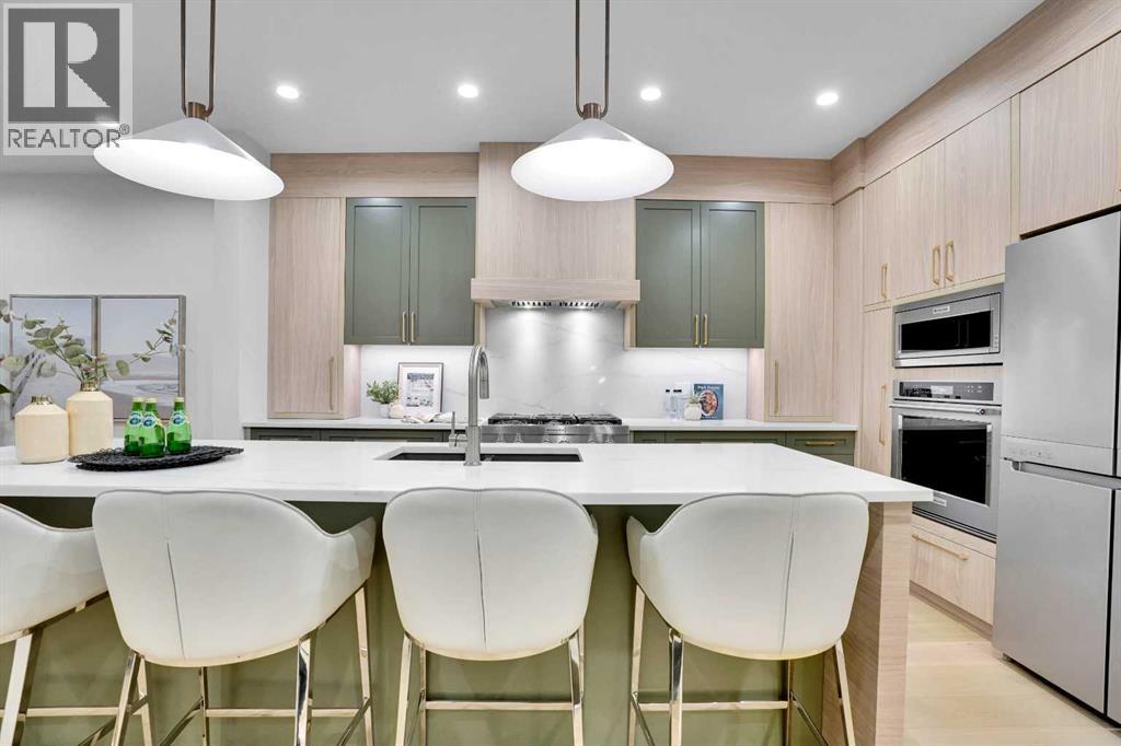 Duplex for Sale in 605 29 Avenue NW|Calgary, Alberta T2M2M8 4