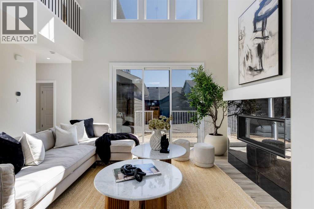 House for Sale in 48 Treeline Lane SW|Calgary, Alberta T2Y0S2 4