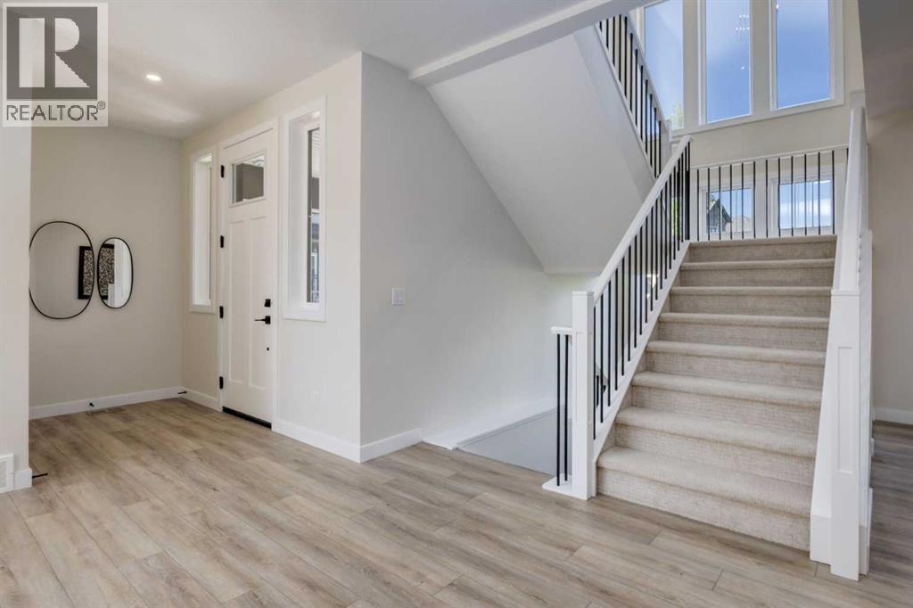 House for Sale in 48 Treeline Lane SW|Calgary, Alberta T2Y0S2 3