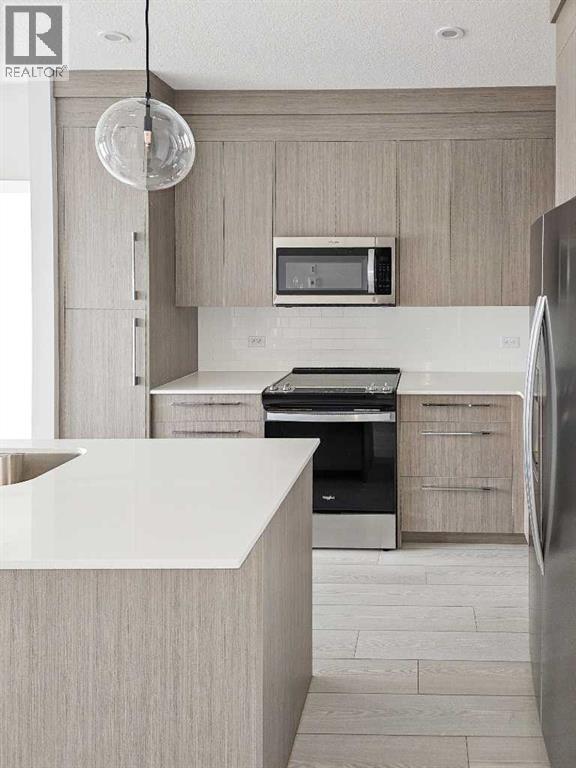 Apartment for Sale in 2413, 111 Wolf Creek Drive SE|Calgary, Alberta T2X5X2 3