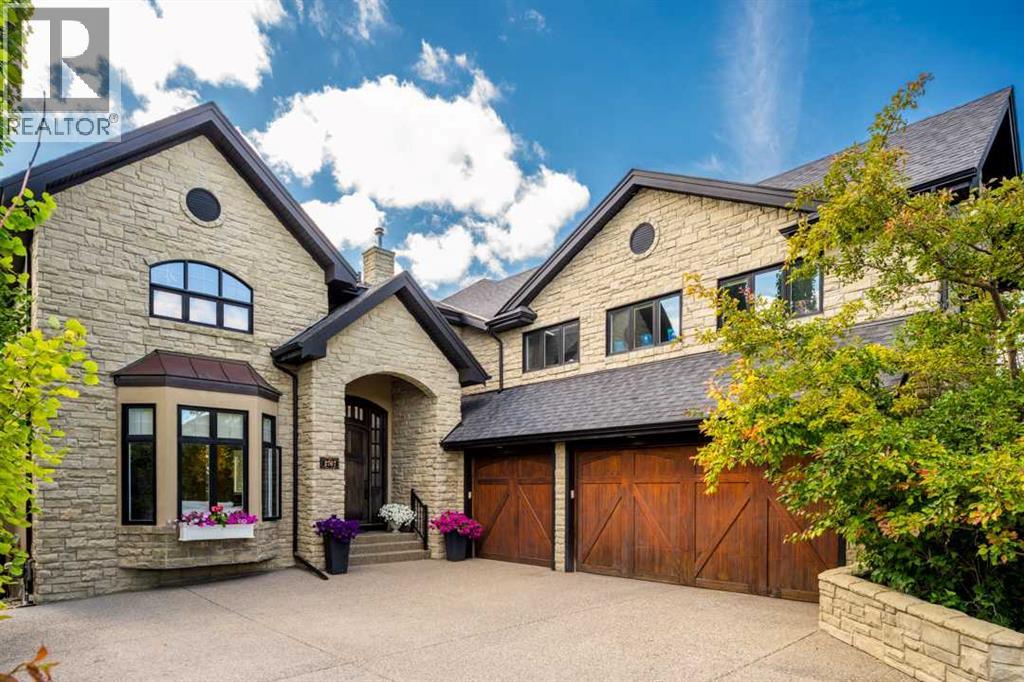 House for Sale in 2767 77 Street SW|Calgary, Alberta T3H0G2 4