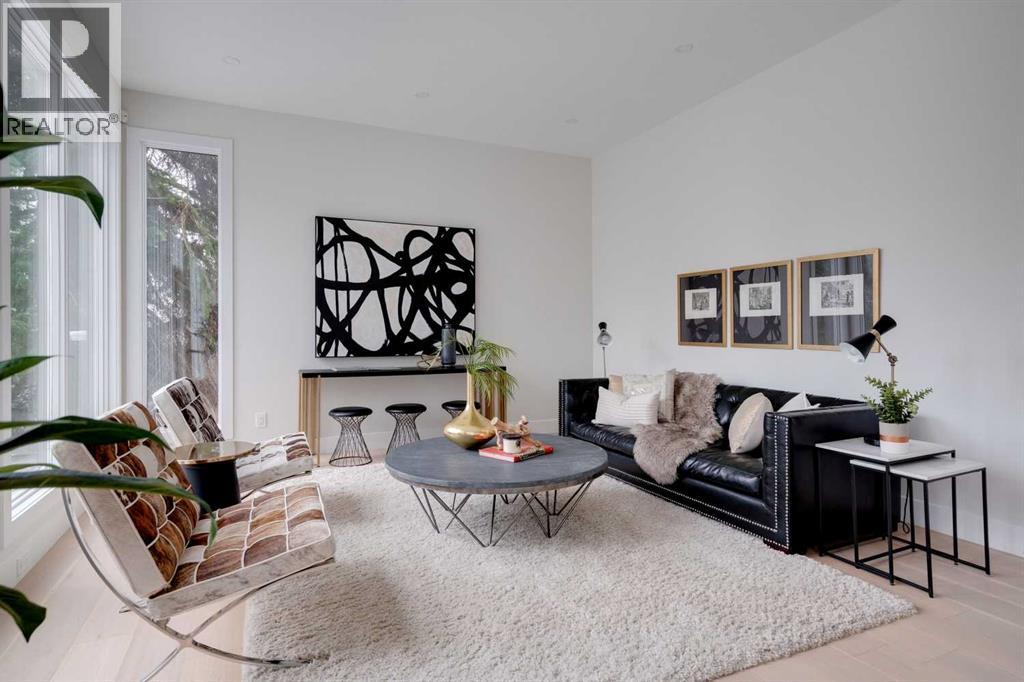 House for Sale in 711 Imperial Way SW|Calgary, Alberta T2S1N6 5