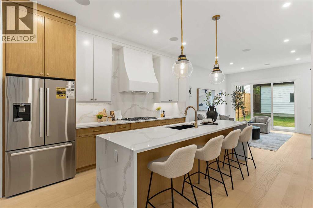 House for Sale in 2413 25 Avenue NW|Calgary, Alberta T2M2C6 5