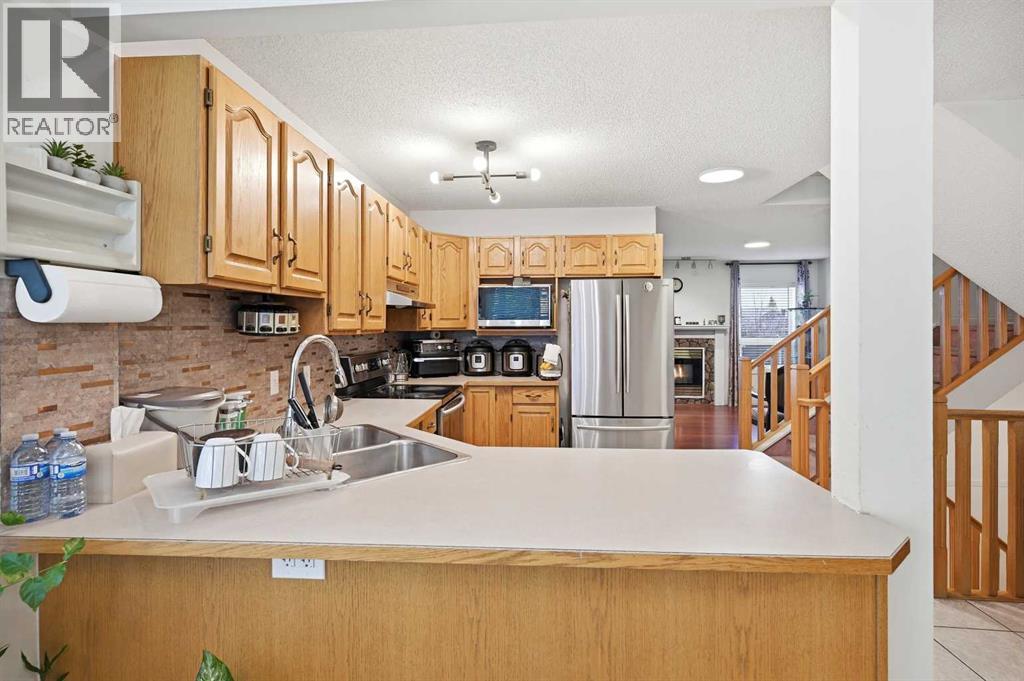 Row / Townhouse for Sale in 507 Citadel Heights NW|Calgary, Alberta T3G4A1 5