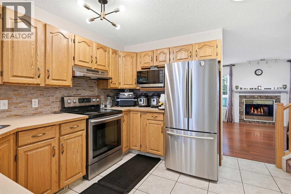 Row / Townhouse for Sale in 507 Citadel Heights NW|Calgary, Alberta T3G4A1 3