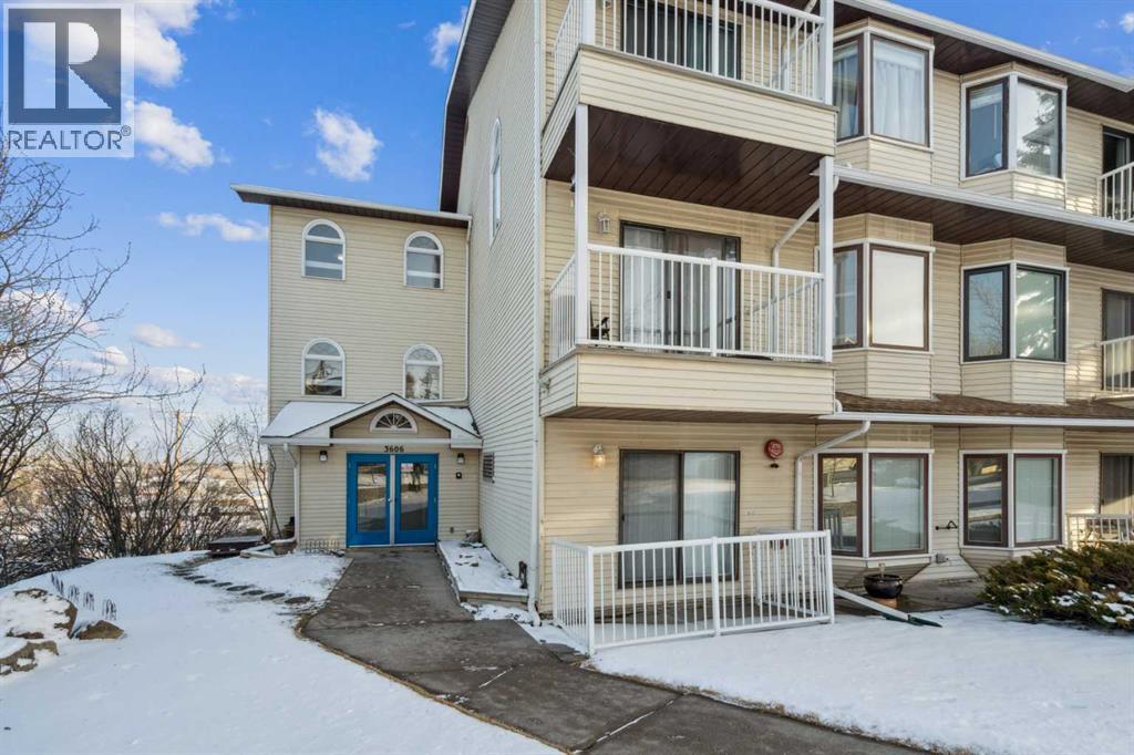 Apartment for Sale in 207, 3606 Erlton Court SW|Calgary, Alberta T2S3A5 2