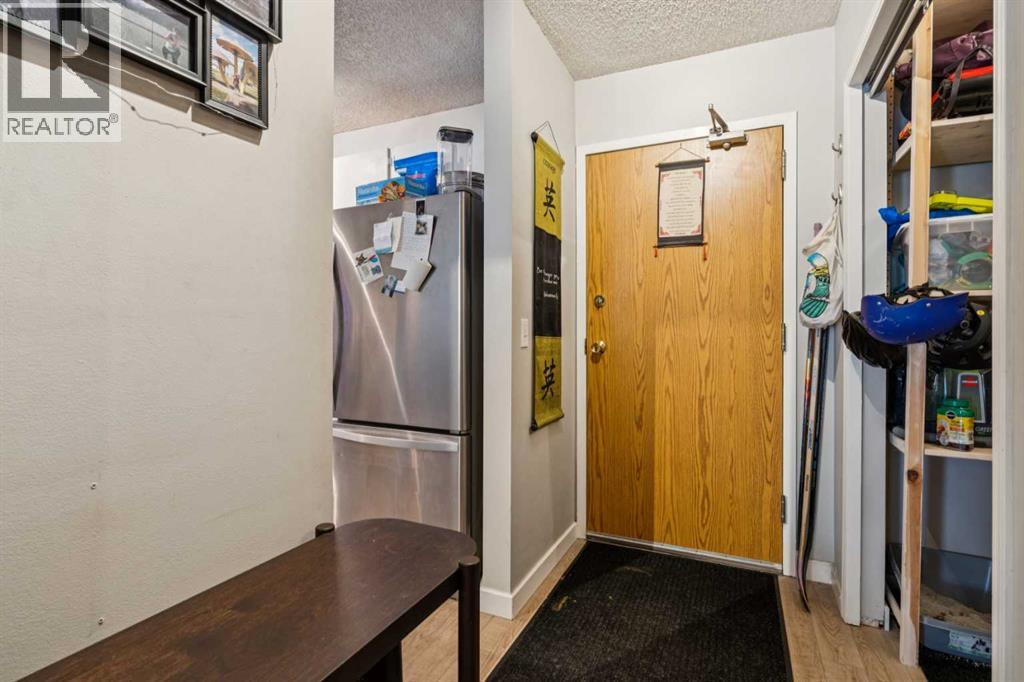 Apartment for Sale in 207, 3606 Erlton Court SW|Calgary, Alberta T2S3A5 4