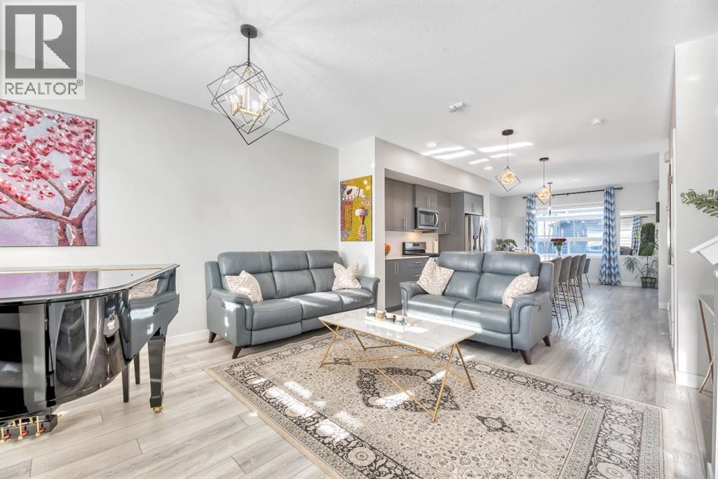 House for Sale in 88 Legacy Glen Place SE|Calgary, Alberta T2X4T5 3