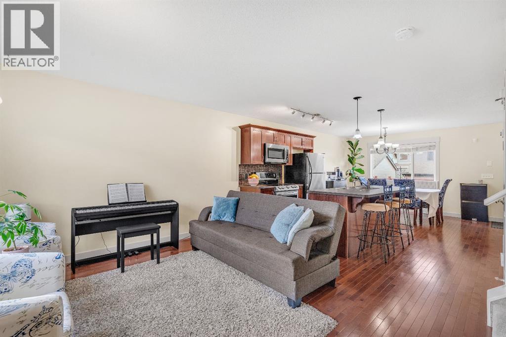 Duplex for Sale in 301 Skyview Ranch Drive NE|Calgary, Alberta T3N0E1 3