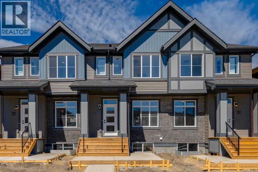 Row / Townhouse for Sale in 291 Sora Boulevard SE|Calgary, Alberta T3S0M1 2