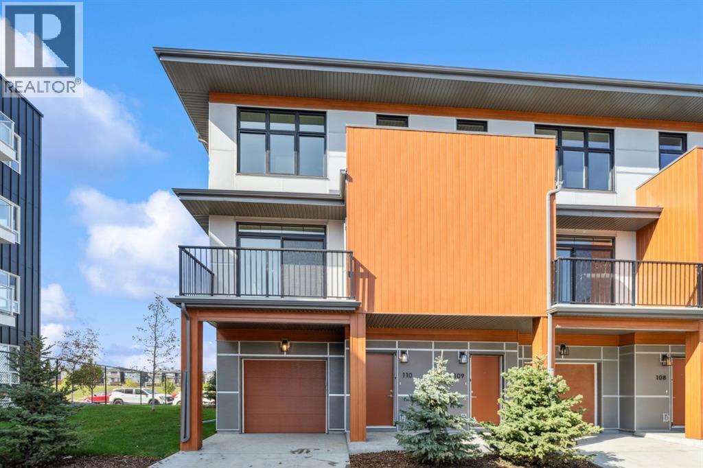 Row / Townhouse for Sale in 110, 400 Belmont Street SW|Calgary, Alberta T2X4c1 2