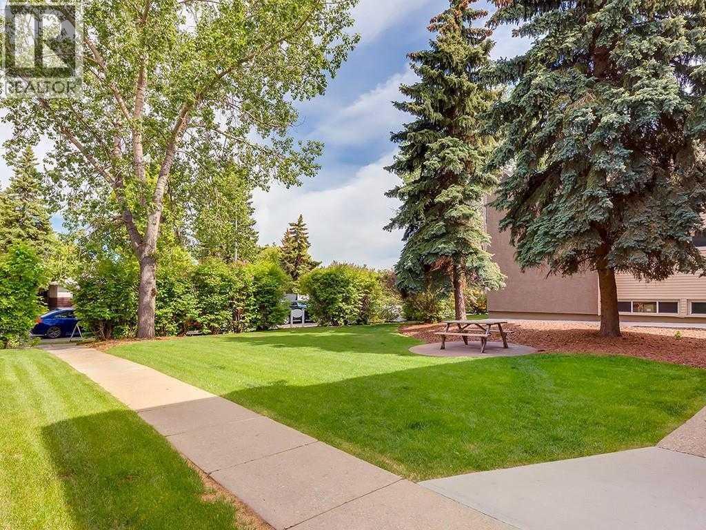 Apartment for Sale in 210, 8231 Elbow Drive SW|Calgary, Alberta T2V1K6 2