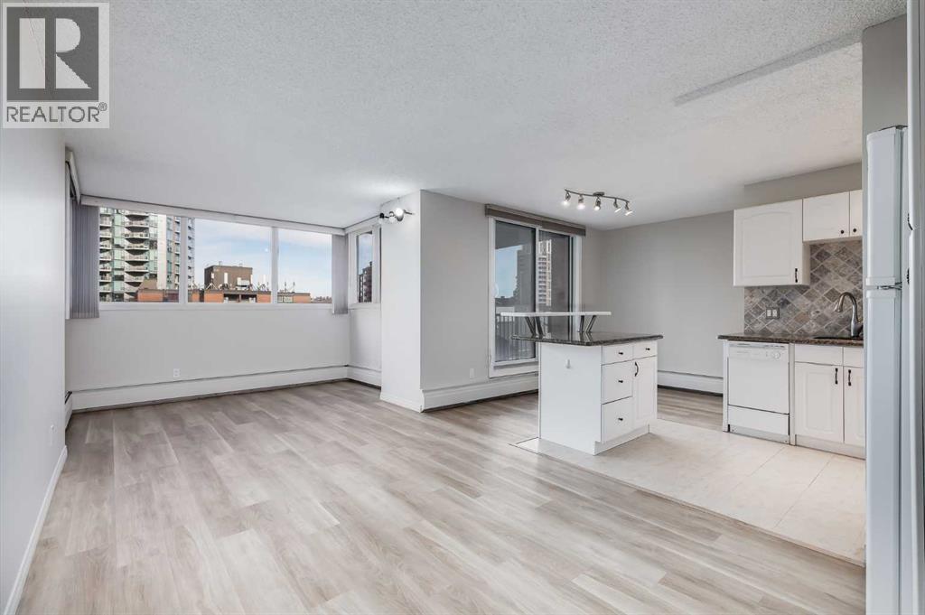 Apartment for Sale in 417, 738 3 Avenue SW|Calgary, Alberta T2P0J7 3