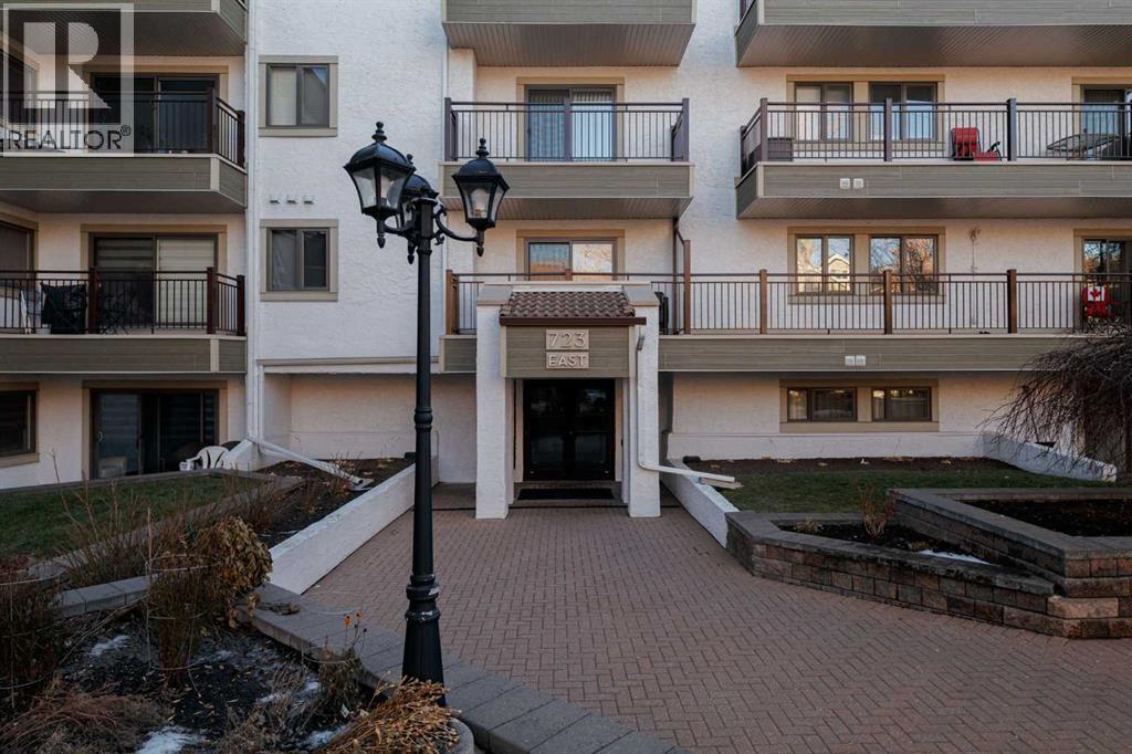 Apartment for Sale in 207, 723 57 Avenue SW|Calgary, Alberta T2V4Z3