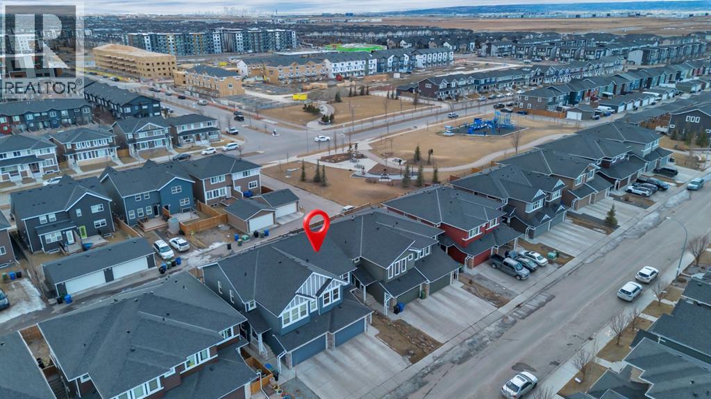 Duplex for Sale in 173 Redstone Common NE|Calgary, Alberta T3N0P6 3