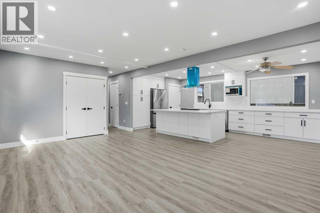 House for Sale in 2004 18 Street NW|Calgary, Alberta T2M3T1 5